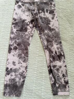 lululemon athletica Women's Tie-Dye Leggings in Taupe and Cream